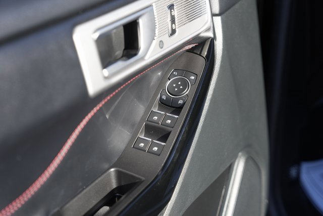 Certified 2023 Ford Explorer ST-Line w/ Class IV Trailer Tow Package image 29