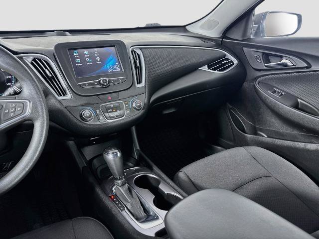 Used 2018 Chevrolet Malibu LS FWD image 21