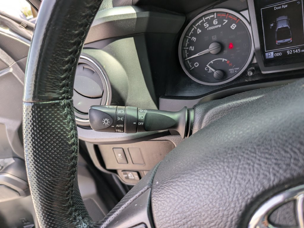 Used 2021 Toyota Tacoma TRD Off-Road RWD image 33