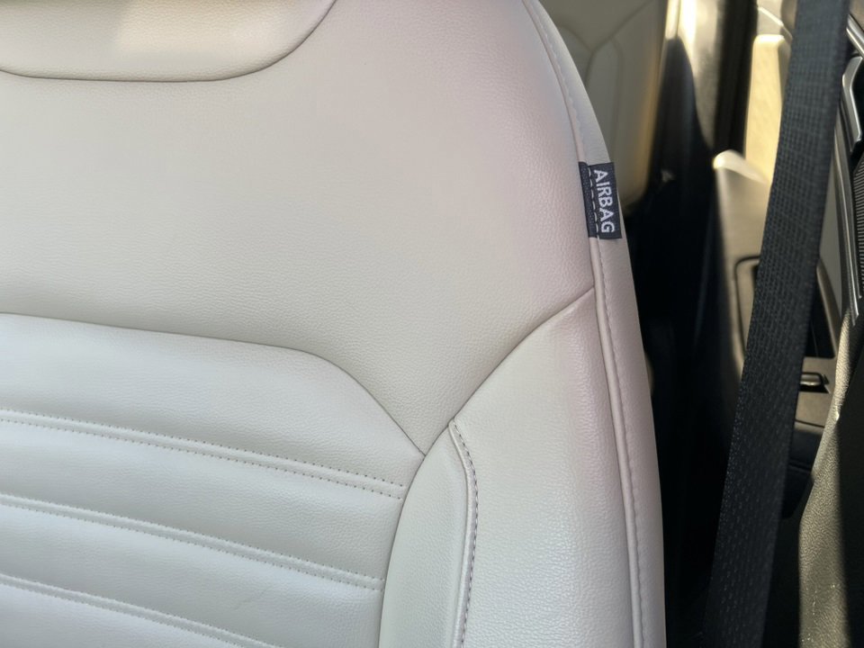 Certified 2022 Ford Edge SEL w/ Convenience Package image 20