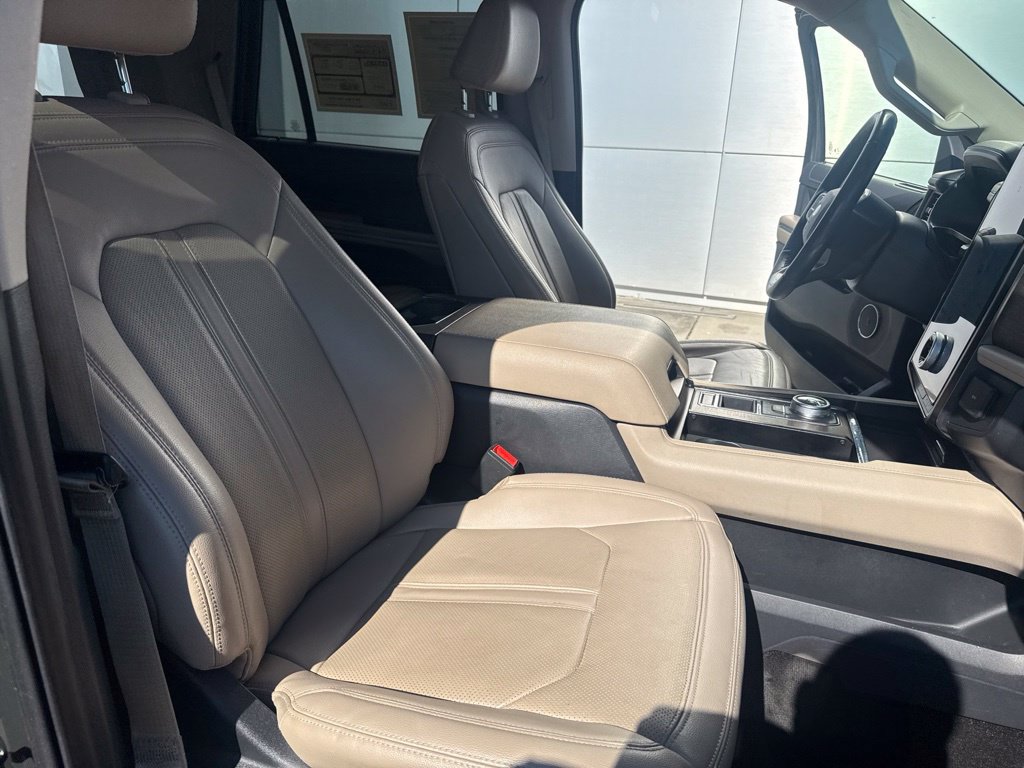 Certified 2022 Ford Expedition Limited RWD image 33