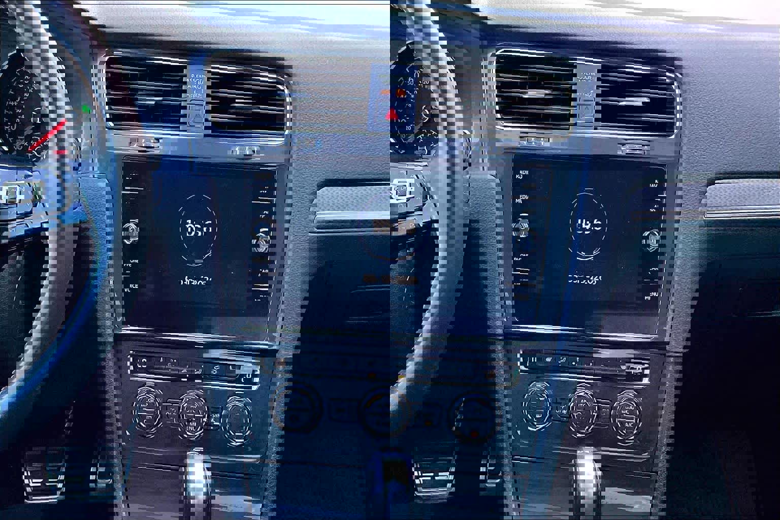 Used 2018 Volkswagen Golf Alltrack SEL image 12