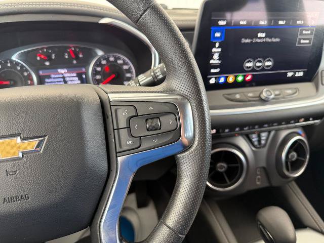 Used 2025 Chevrolet Blazer LT FWD image 12