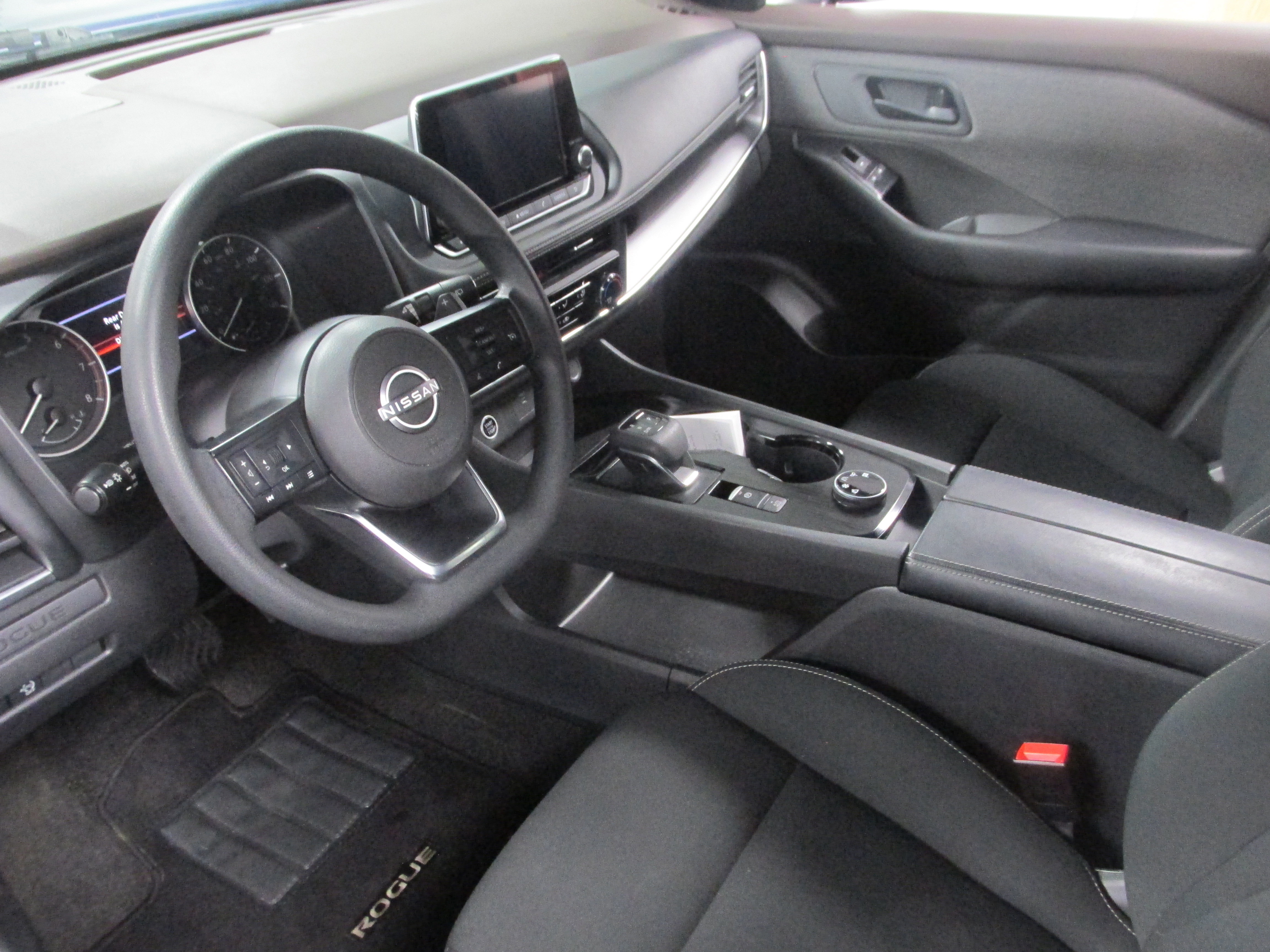 Used 2023 Nissan Rogue S AWD/4WD image 23
