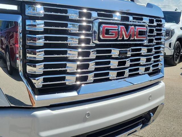 Used 2025 GMC Sierra 2500 Denali AWD/4WD image 17