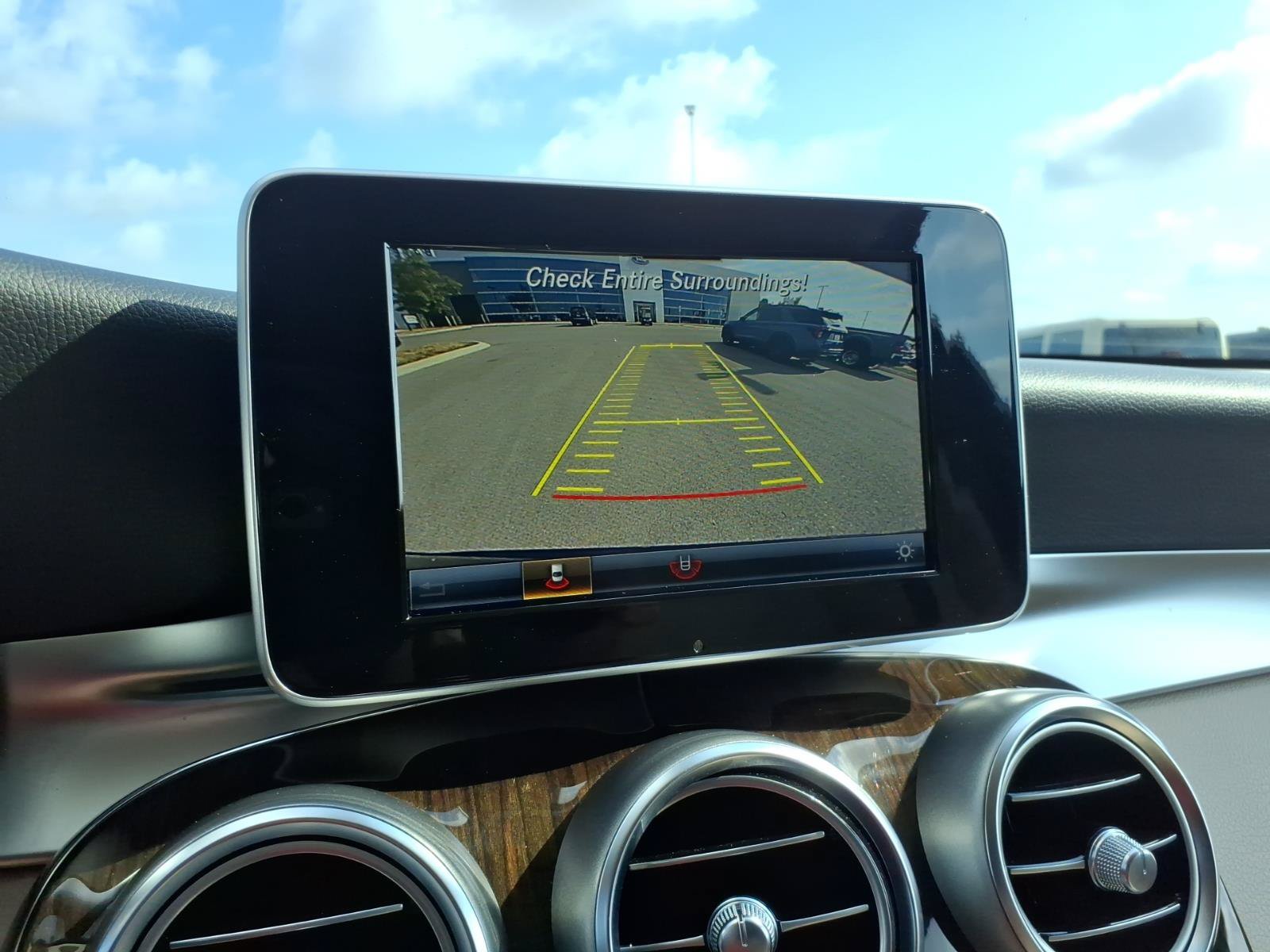 Used 2019 Mercedes-Benz GLC 300 image 22
