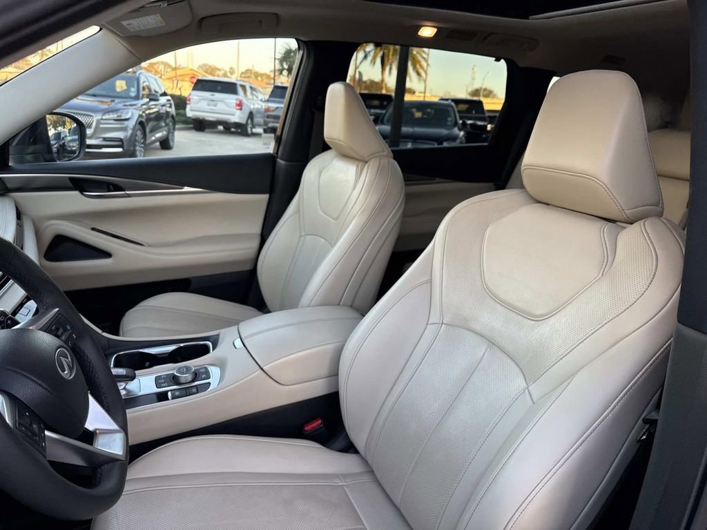 Used 2023 INFINITI QX60 Luxe w/ Cargo Package image 19