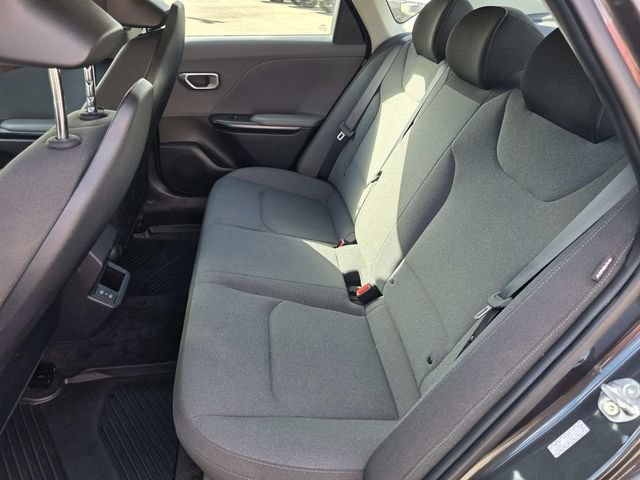 Used 2025 Kia K4 FWD image 11