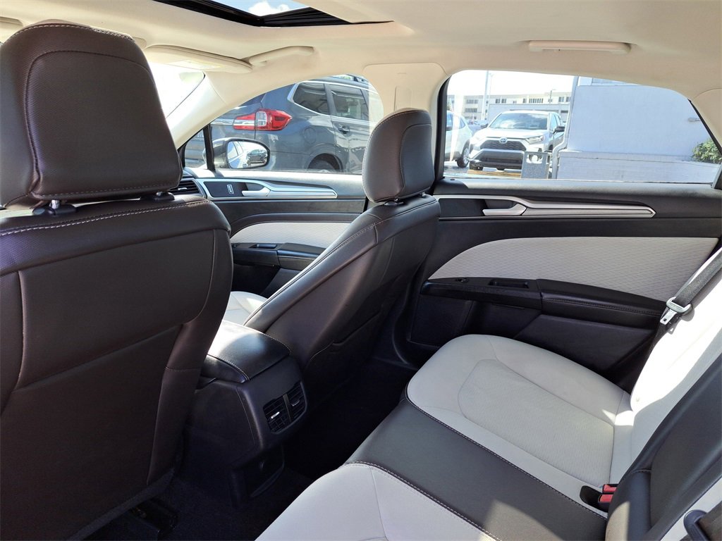 Certified 2020 Ford Fusion SE w/ Equipment Group 151A image 6