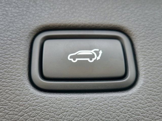 Used 2020 Hyundai Palisade Limited image 12