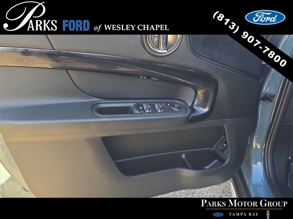 Used 2024 MINI Cooper Countryman S w/ Premium Package image 17