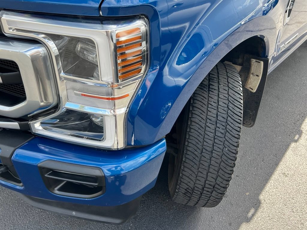 Certified 2022 Ford F350 Platinum AWD/4WD image 3
