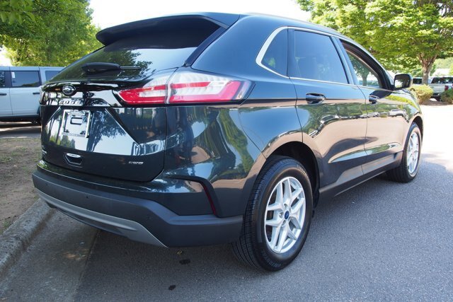 Certified 2022 Ford Edge SEL w/ Convenience Package AWD/4WD image 7