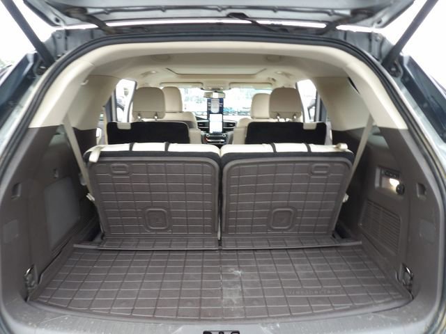 Certified 2020 Ford Explorer Platinum w/ Premium Technology Package image 29