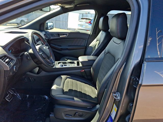 Certified 2022 Ford Edge ST-Line image 13