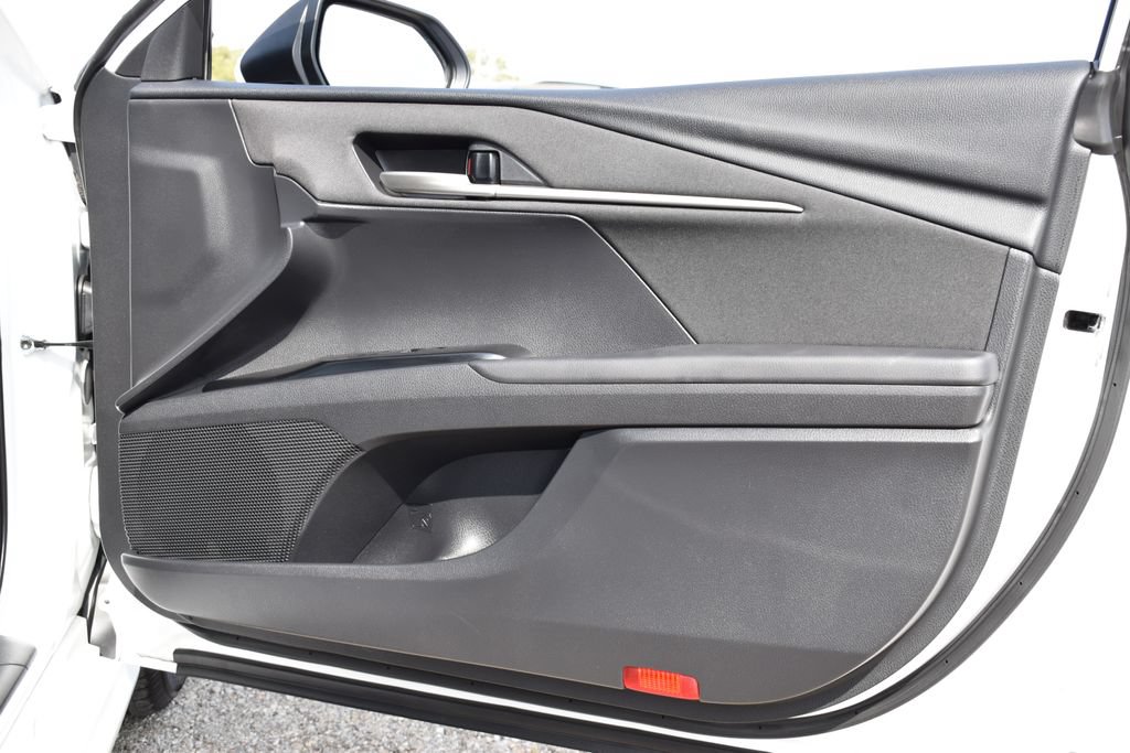 Used 2025 Toyota Camry LE FWD image 37