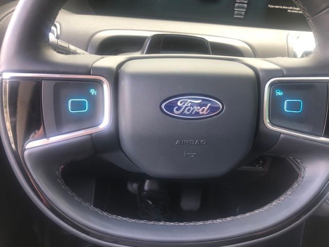 Certified 2025 Ford Expedition Max Platinum w/ Driver's Package AWD/4WD image 18