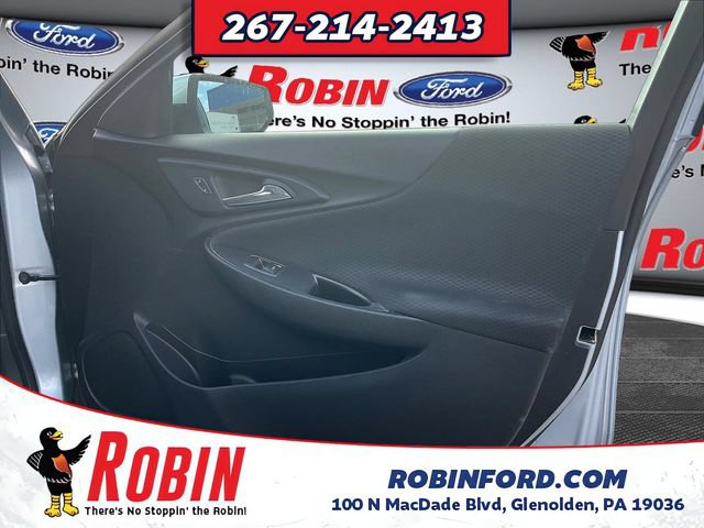 Used 2017 Chevrolet Malibu LT FWD image 27