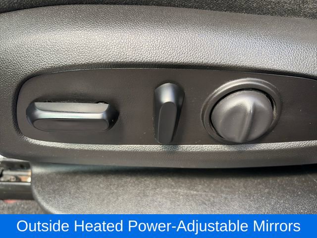 Used 2019 Chevrolet Equinox LT AWD/4WD image 14