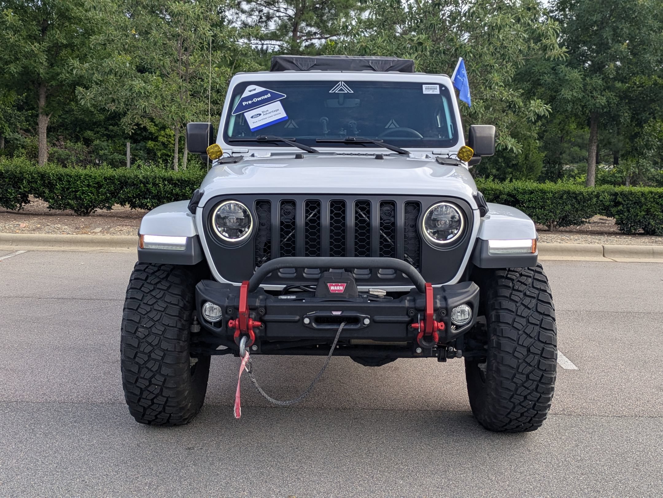 Used 2023 Jeep Gladiator Sport AWD/4WD image 9