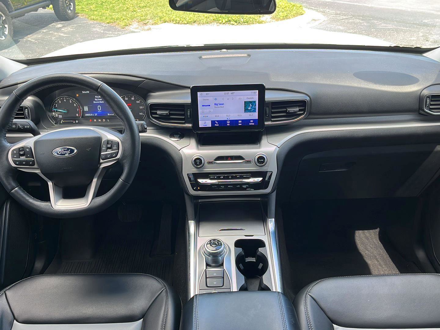 Certified 2023 Ford Explorer XLT w/ Equipment Group 202A image 21