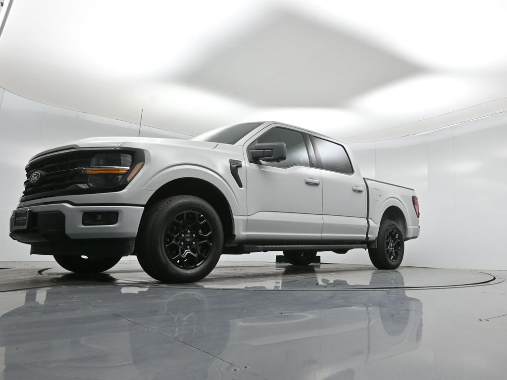 Certified 2024 Ford F150 XLT w/ XLT Black Appearance Package image 25