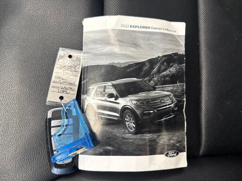 Certified 2022 Ford Explorer Limited w/ Limited Technology Package AWD/4WD image 30