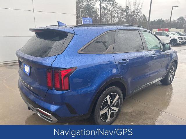 Used 2022 Kia Sorento EX w/ Panoramic Sunroof Package image 6