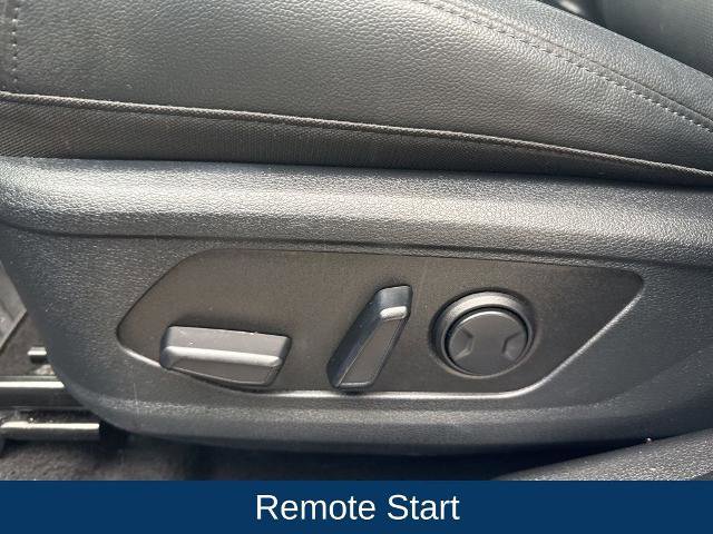 Used 2025 Kia Sportage SX image 13