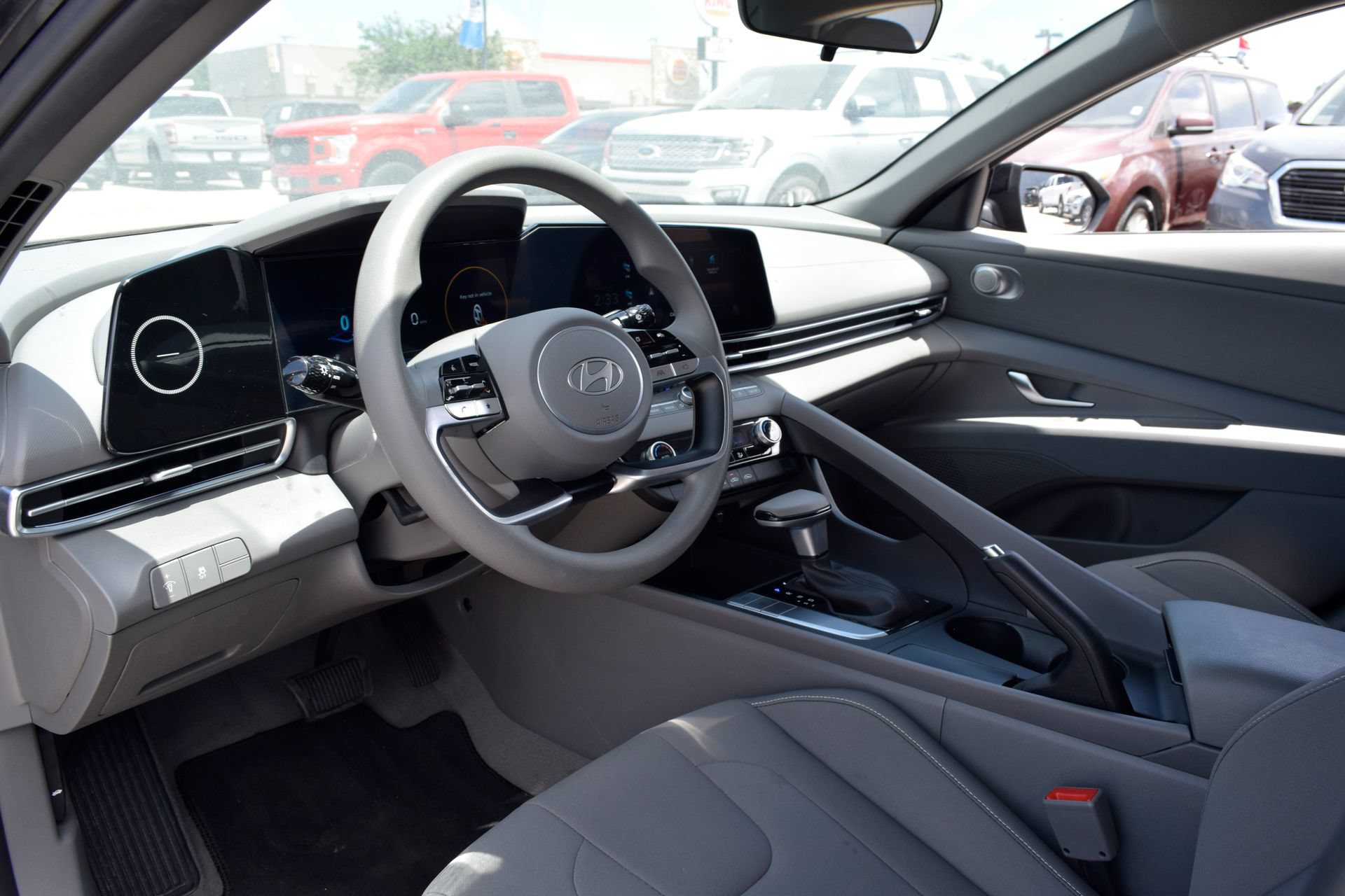 Used 2024 Hyundai Elantra SEL FWD image 15