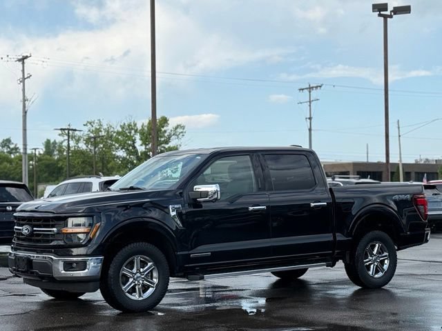 Certified 2024 Ford F150 XLT w/ Equipment Group 302A MID AWD/4WD image 33