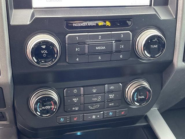 Certified 2019 Ford F150 Raptor w/ Equipment Group 802A Luxury image 32