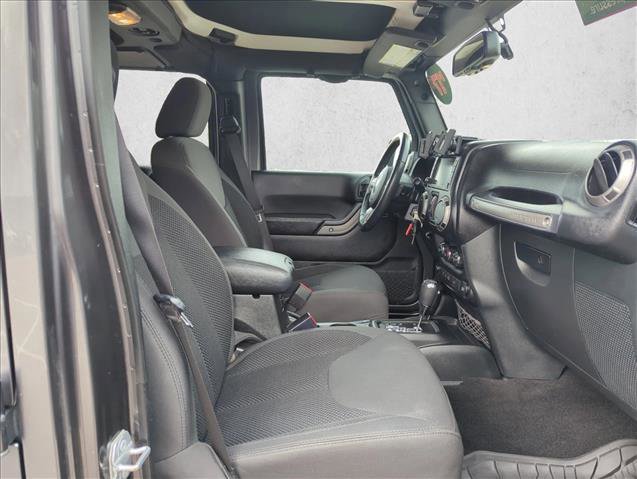 Used 2017 Jeep Wrangler Unlimited Sport image 20