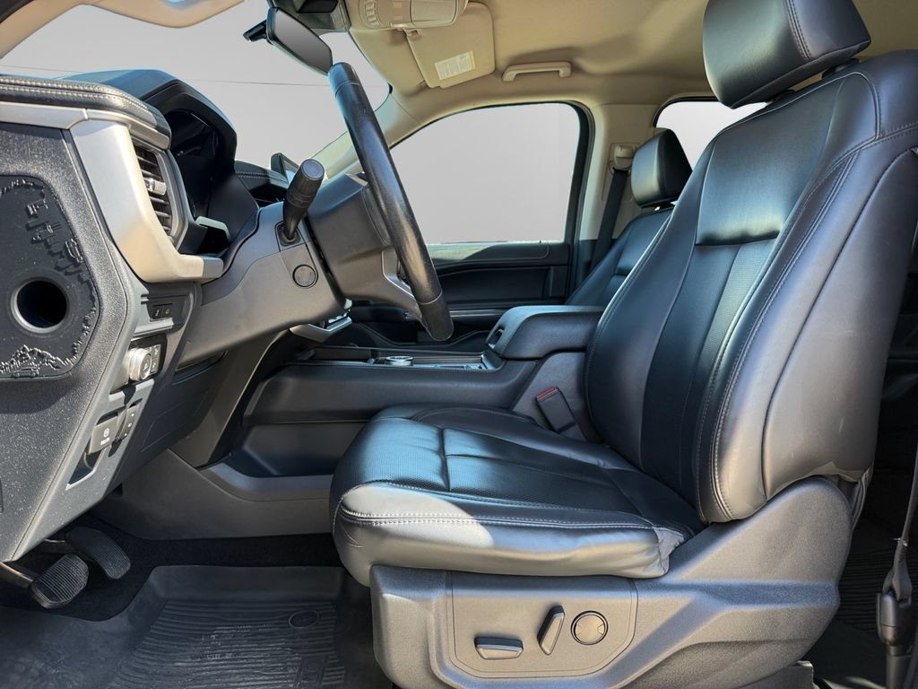 Certified 2022 Ford Expedition XLT RWD image 9