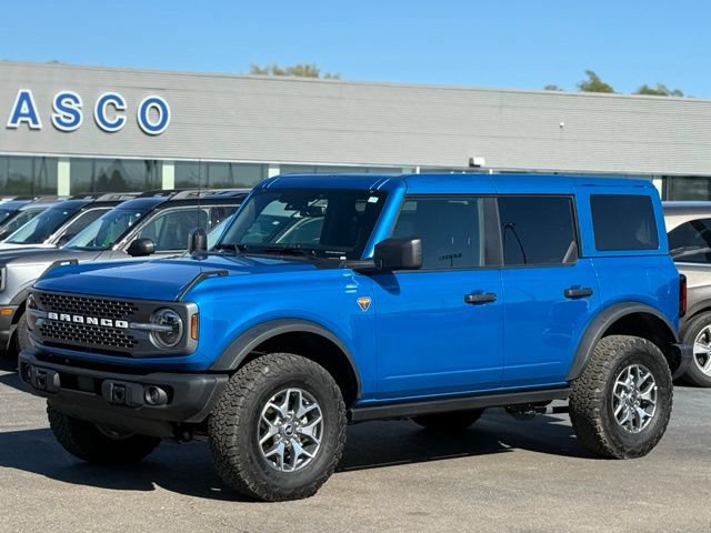 Certified 2025 Ford Bronco Badlands AWD/4WD image 31