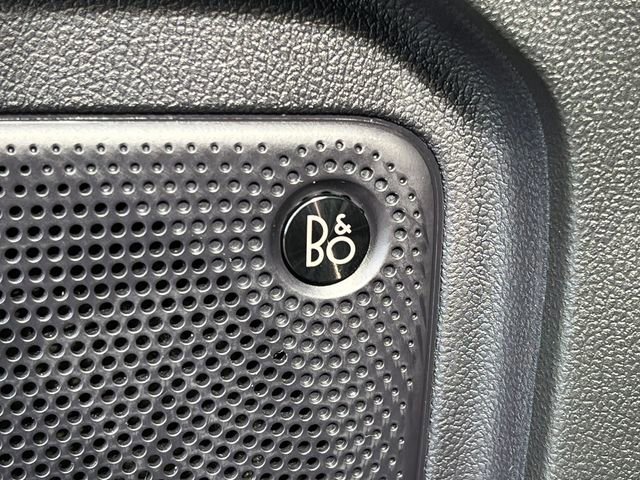 Certified 2024 Ford Escape ST-Line Elite w/ Premium Technology Package image 22