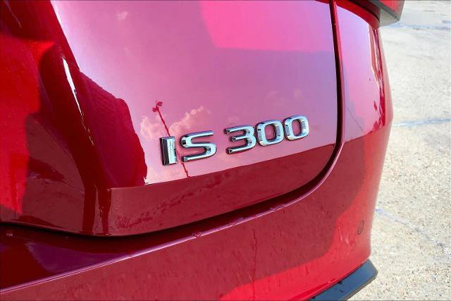Used 2022 Lexus IS 300 w/ Premium Package image 11