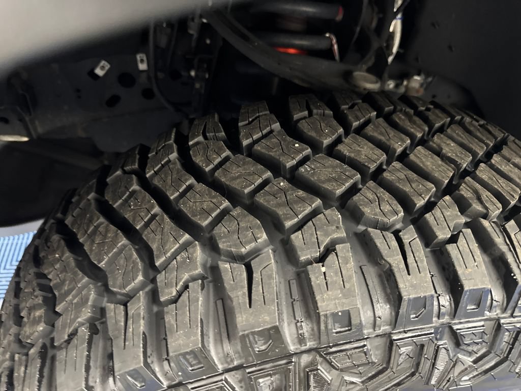 Certified 2021 Ford F150 Raptor w/ Equipment Group 801A High AWD/4WD image 33