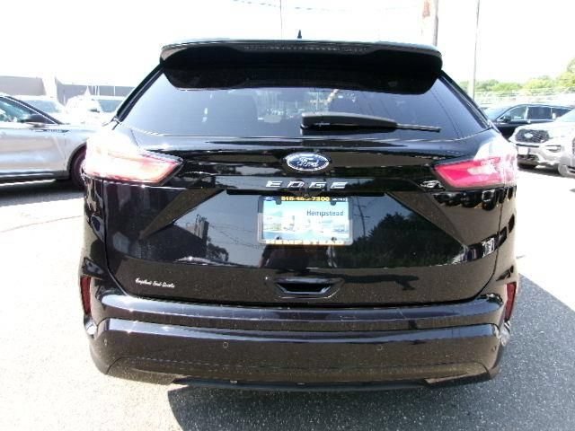 Certified 2023 Ford Edge ST-Line w/ Cargo Accessory Package AWD/4WD image 7