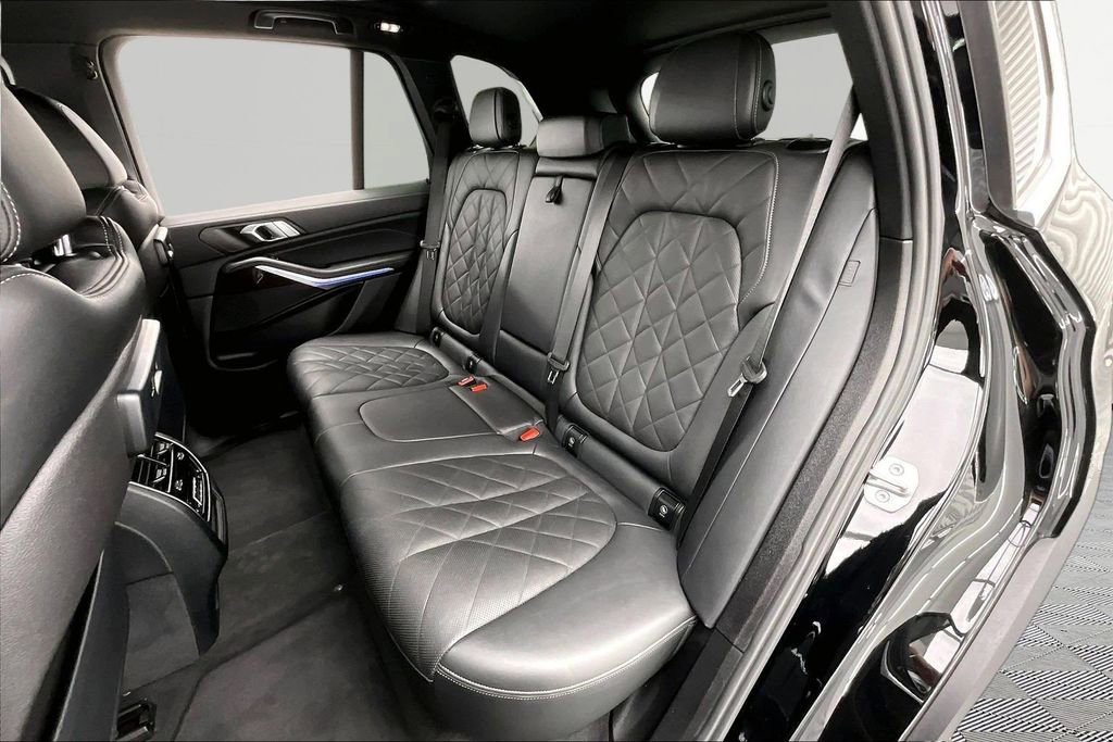 Used 2023 BMW X5 xDrive40i AWD/4WD image 26