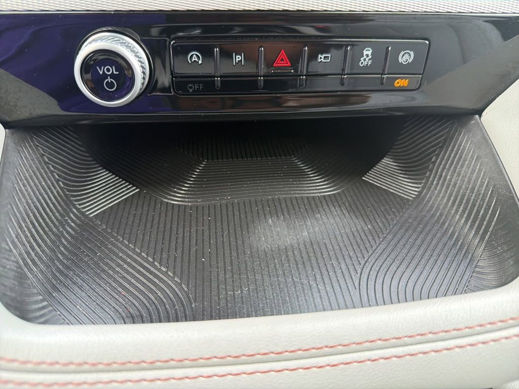 Certified 2025 Ford Explorer Active w/ Active Comfort Package RWD image 33