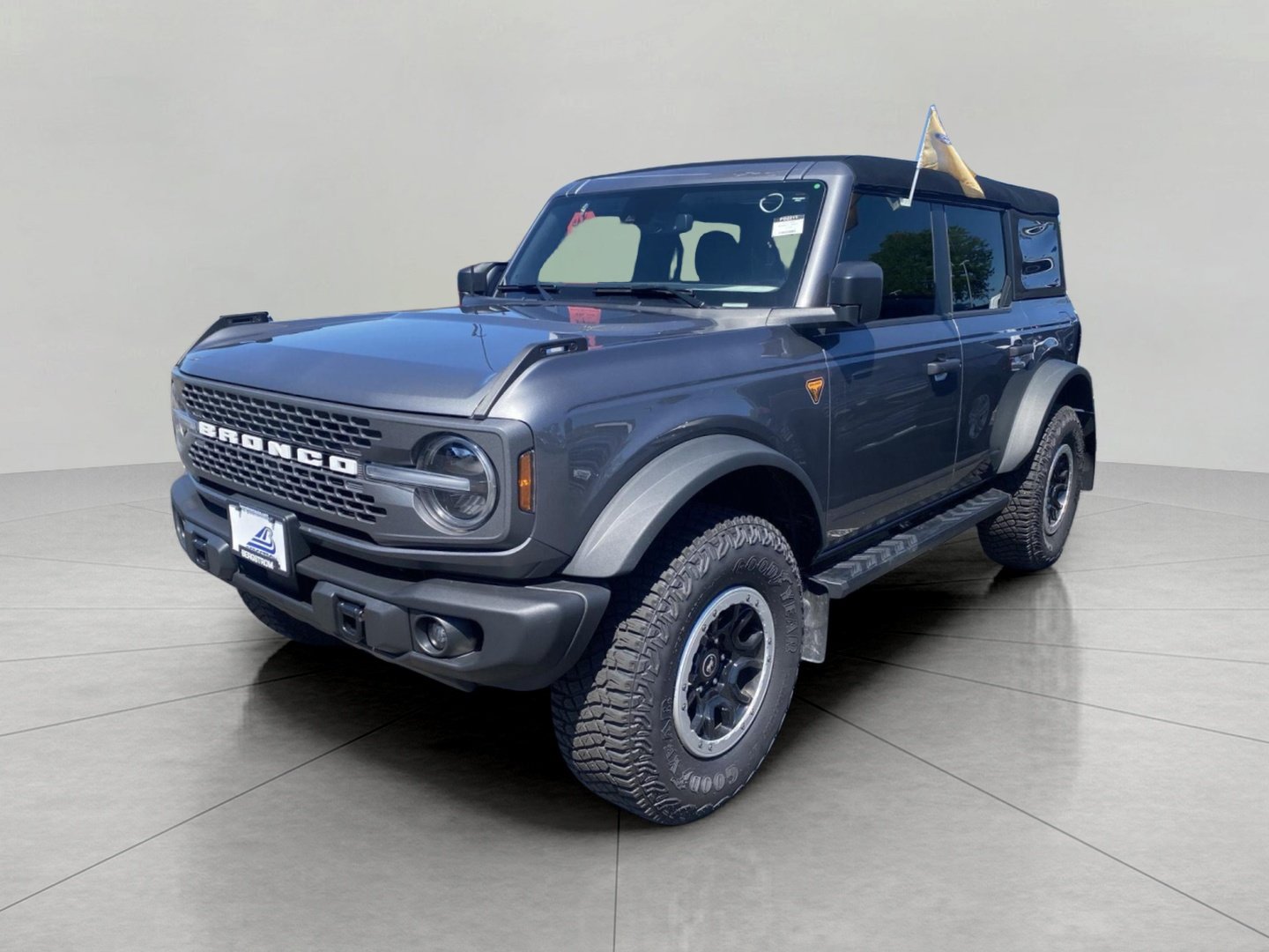 Certified 2023 Ford Bronco Badlands w/ Sasquatch Package AWD/4WD image 4