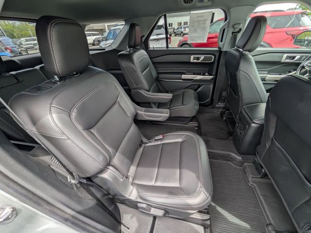Certified 2023 Ford Explorer XLT w/ Equipment Group 202A AWD/4WD image 20