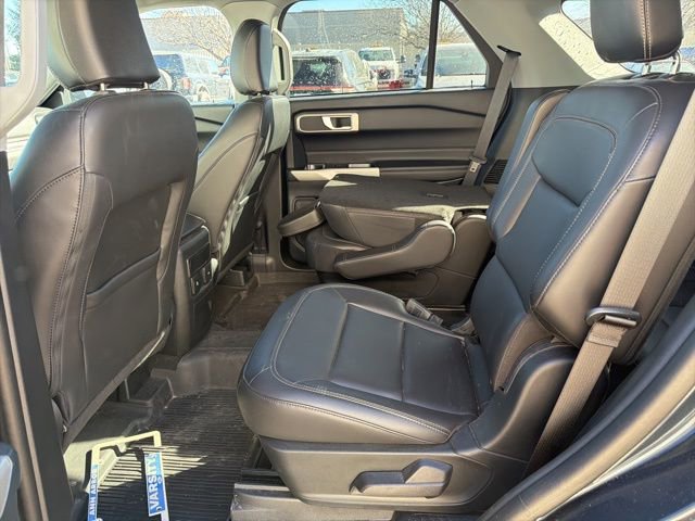 Certified 2023 Ford Explorer XLT w/ Equipment Group 202A image 12