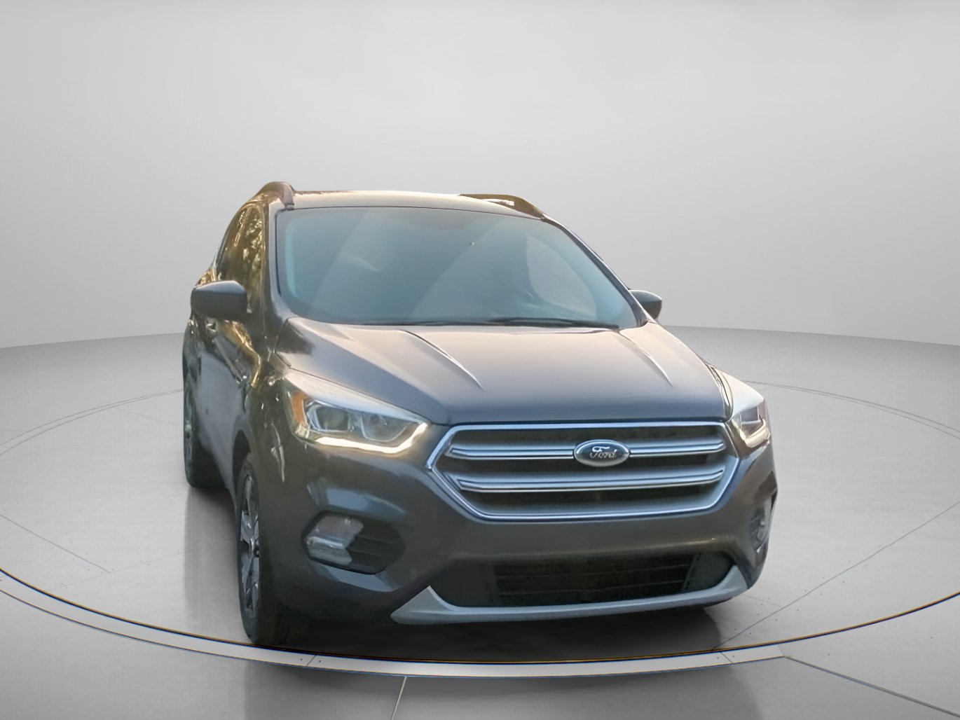 Certified 2017 Ford Escape SE w/ SE Leather Comfort Package FWD image 5