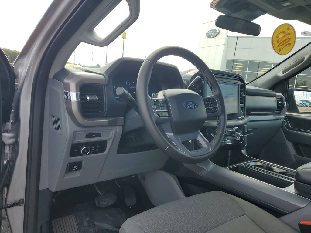 Certified 2025 Ford F150 XLT w/ Equipment Group 301A Standard AWD/4WD image 17