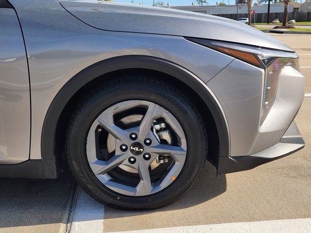 Used 2025 Kia K4 LXS image 8