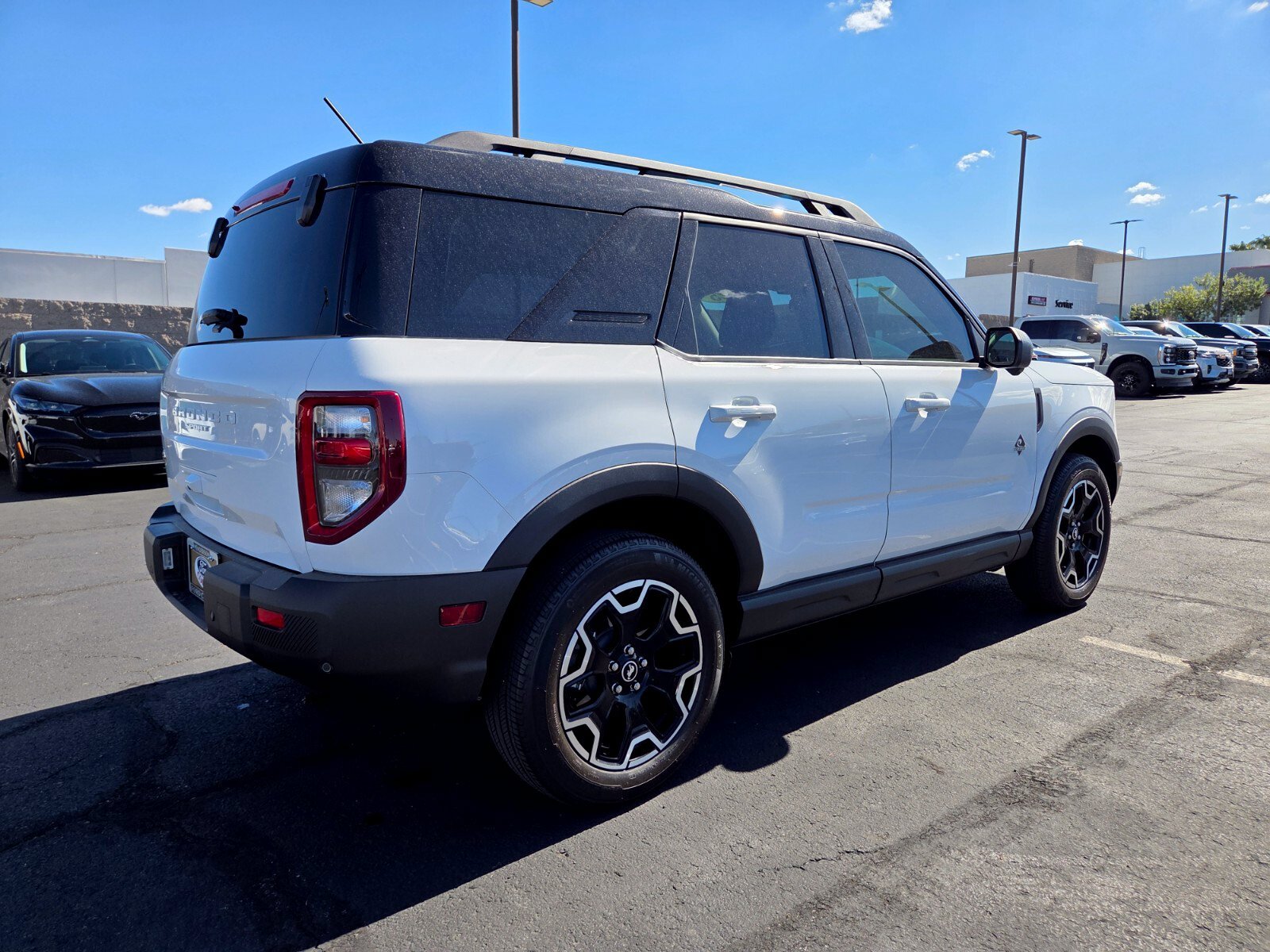Certified 2025 Ford Bronco Sport Outer Banks w/ Outer Banks Tech Package+ AWD/4WD image 6