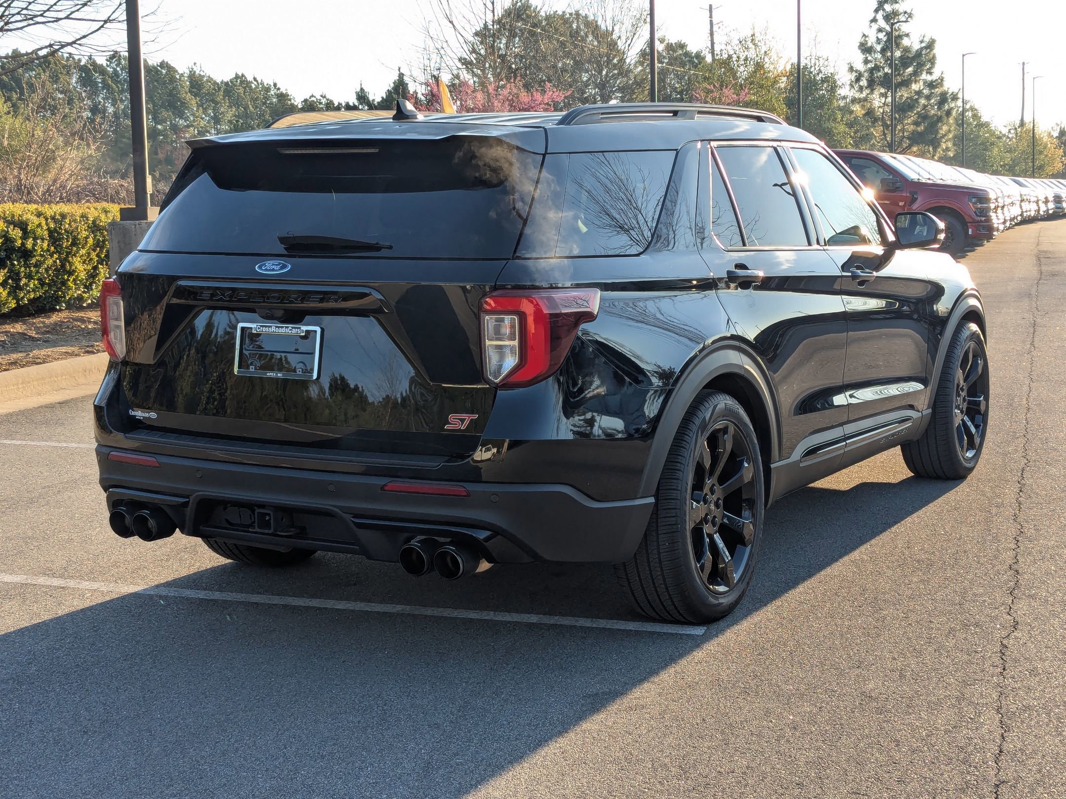 Certified 2024 Ford Explorer ST w/ Equipment Group 401A image 5