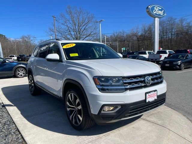 Used 2019 Volkswagen Atlas SEL Premium AWD/4WD image 2